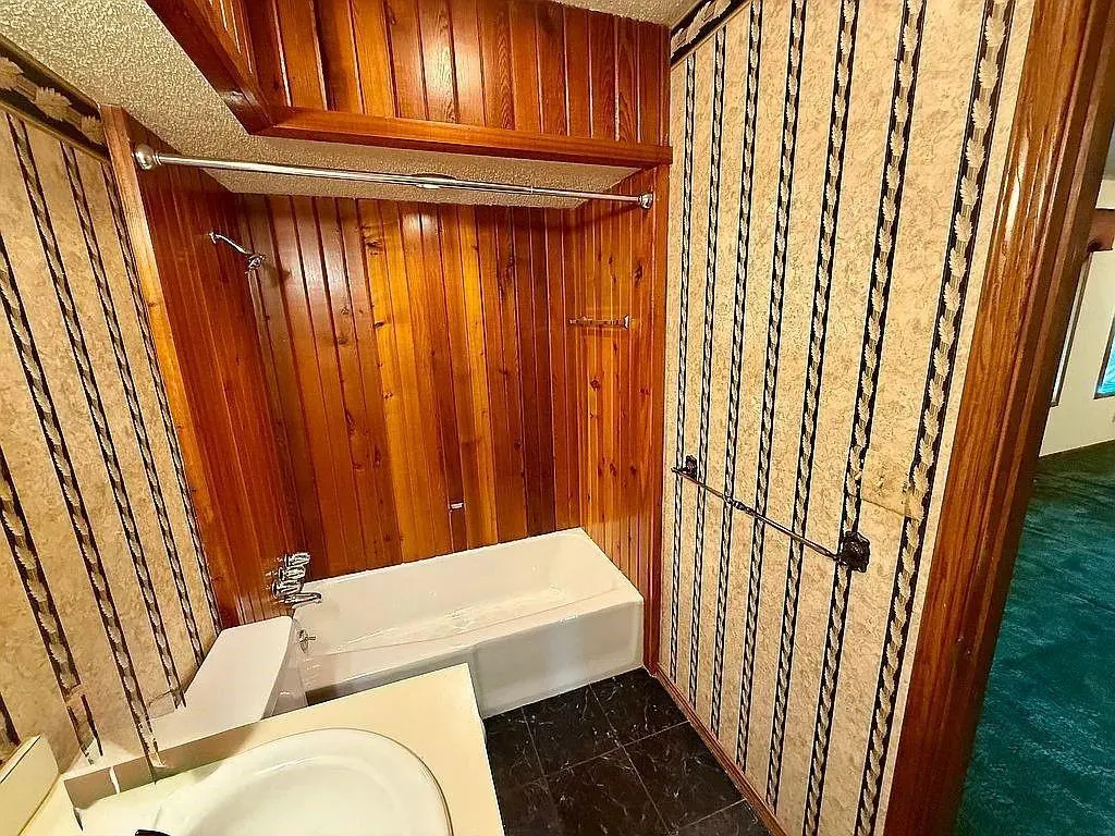 Photo 10 — 518 S Flood Avenue, Norman, OK 73069