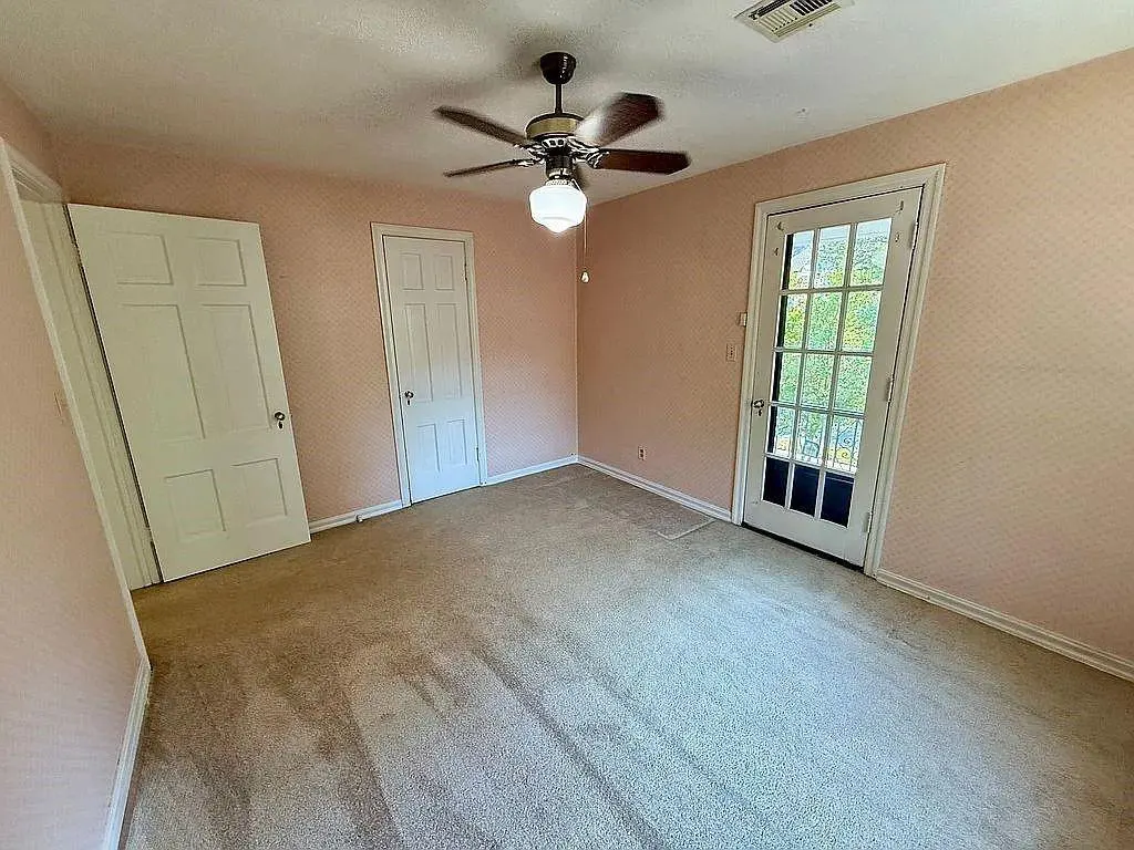 Photo 13 — 518 S Flood Avenue, Norman, OK 73069