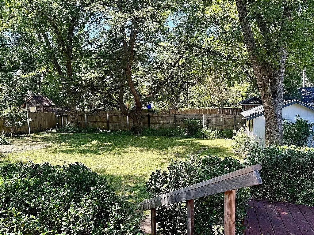 Photo 26 — 518 S Flood Avenue, Norman, OK 73069