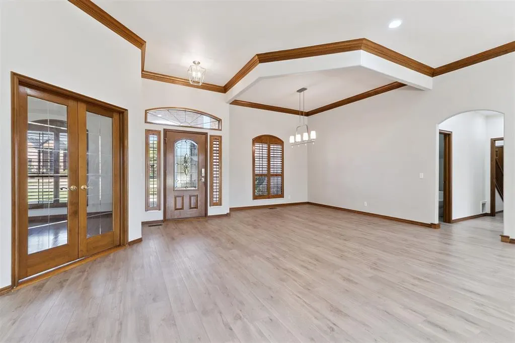 Photo 2 — 8004 NW 127th Place, Oklahoma City, OK 73142