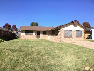 Sold home at 4813 Woodview Drive