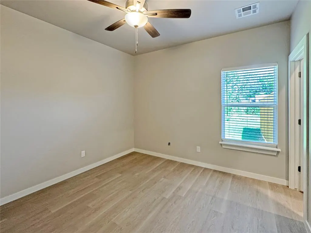 Photo 9 — 1108 W Dewey Street, Shawnee, OK 74801