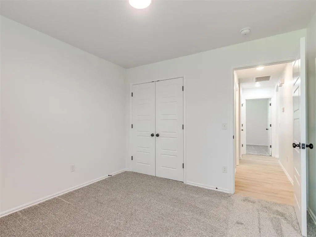 Photo 21 — 527 Hackberry Lane, Washington, OK 73093