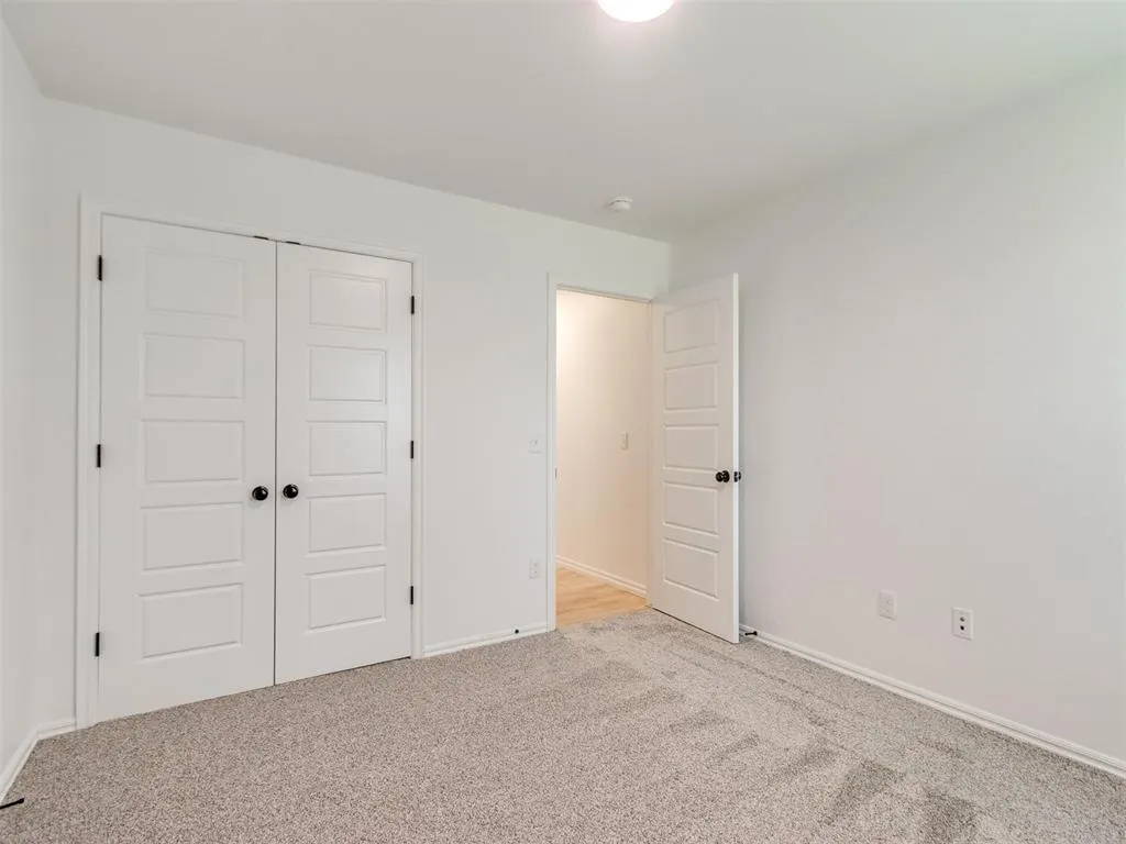 Photo 22 — 527 Hackberry Lane, Washington, OK 73093