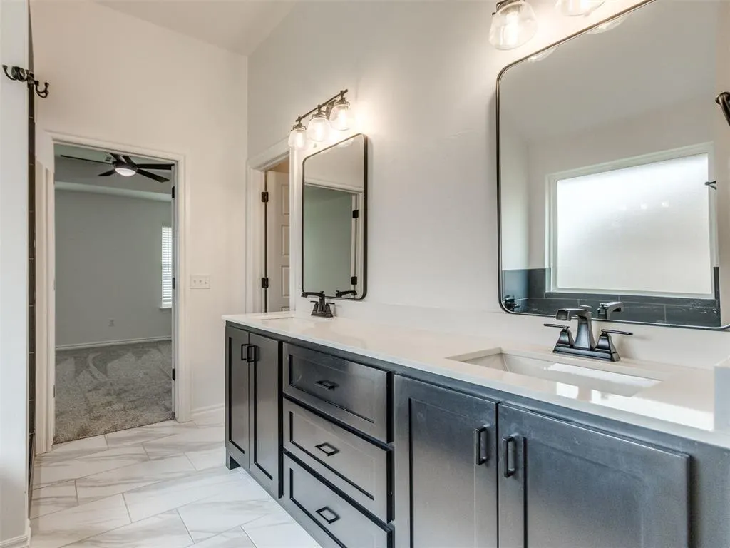 Photo 28 — 527 Hackberry Lane, Washington, OK 73093