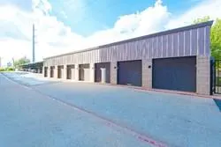 Photo 4 — 301 NE 4th Street 11, Oklahoma City, OK 73104