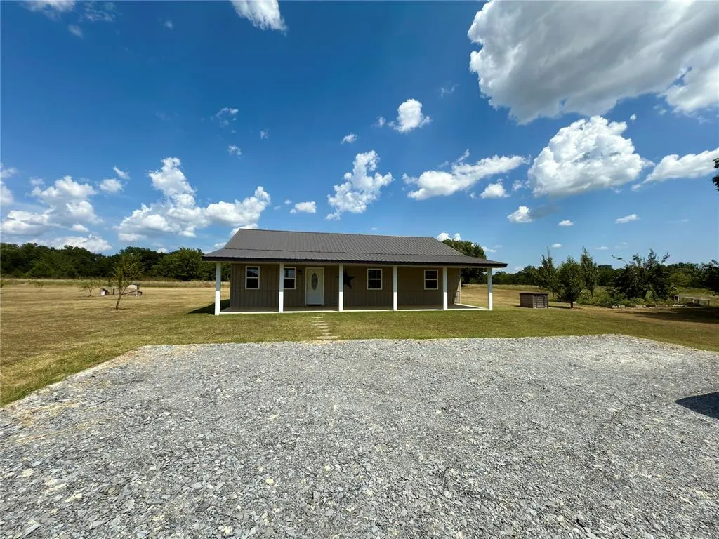 Photo 22 — 30235 Johnson Road, Maud, OK 74854