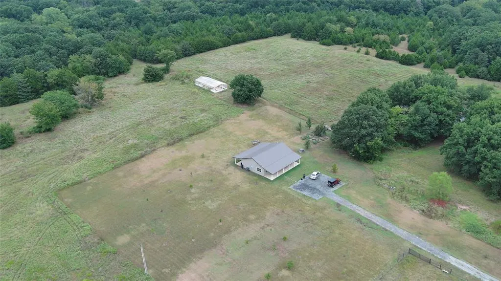 Photo 25 — 30235 Johnson Road, Maud, OK 74854