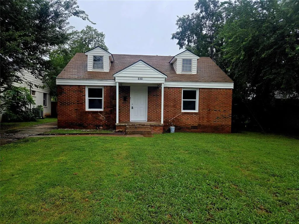 Front exterior — 904 E Lockheed Drive, Midwest City, OK 73110