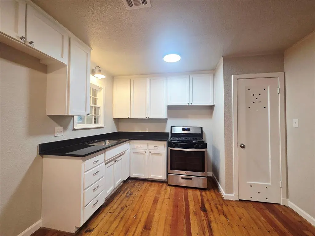 Photo 6 — 904 E Lockheed Drive, Midwest City, OK 73110