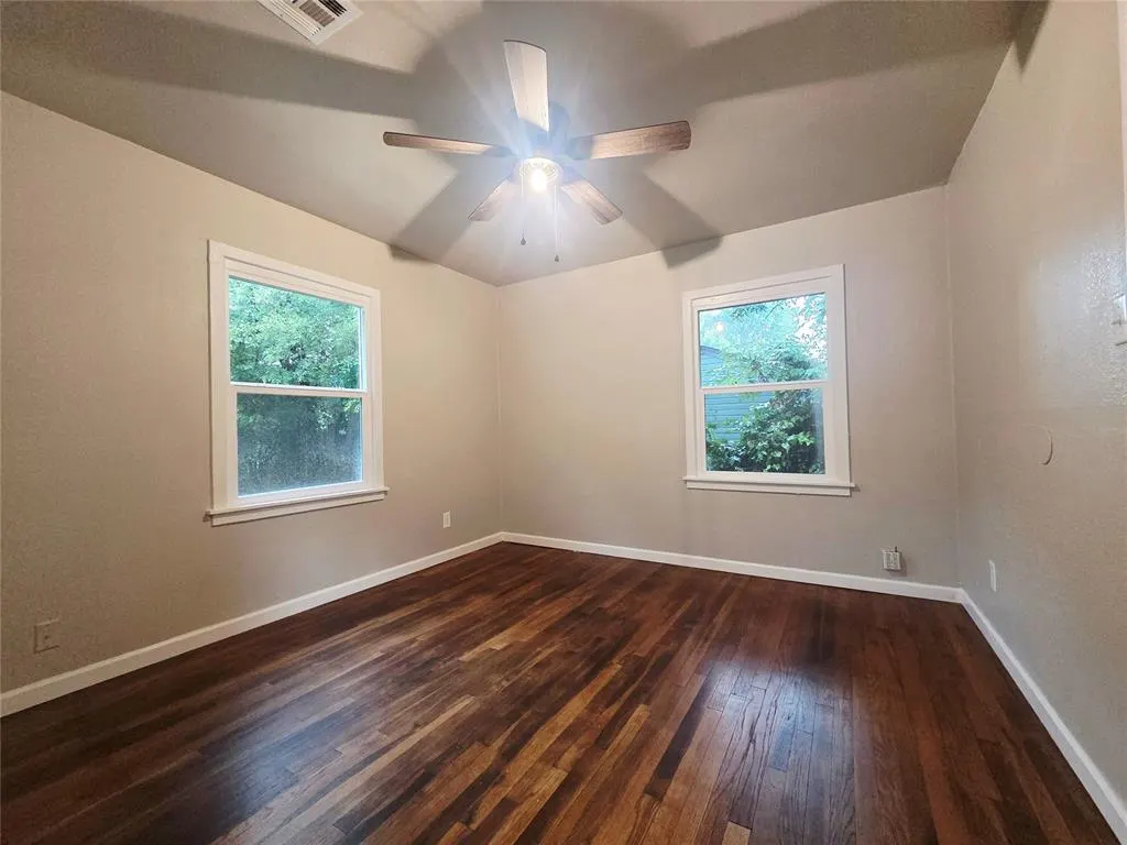 Photo 9 — 904 E Lockheed Drive, Midwest City, OK 73110