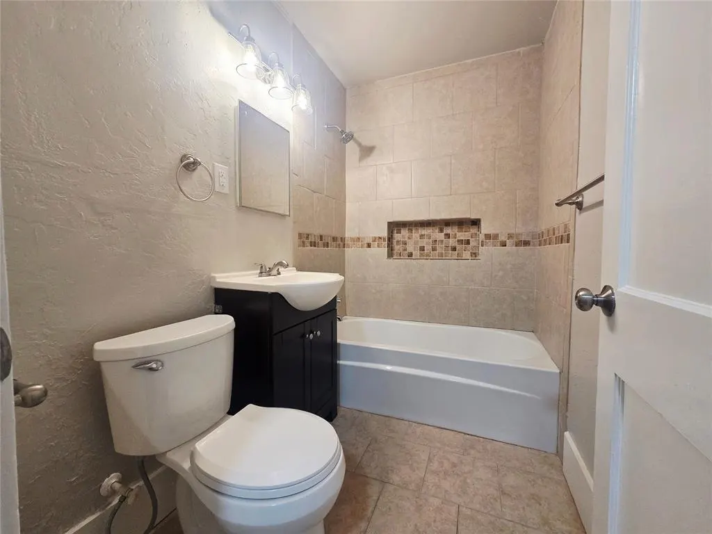 Photo 11 — 904 E Lockheed Drive, Midwest City, OK 73110