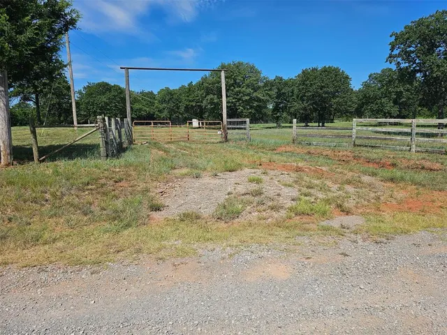 Photo 2 — County Street 2966, Alex, OK 73002