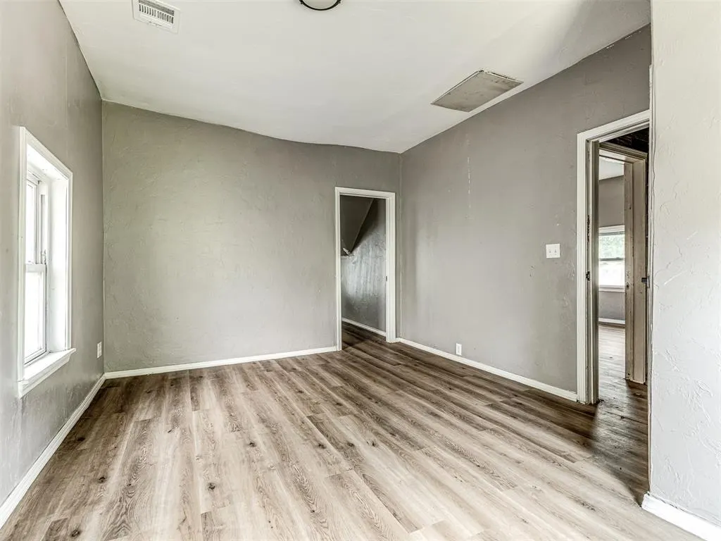 Photo 30 — 827 W Bdwy Avenue, McLoud, OK 74851