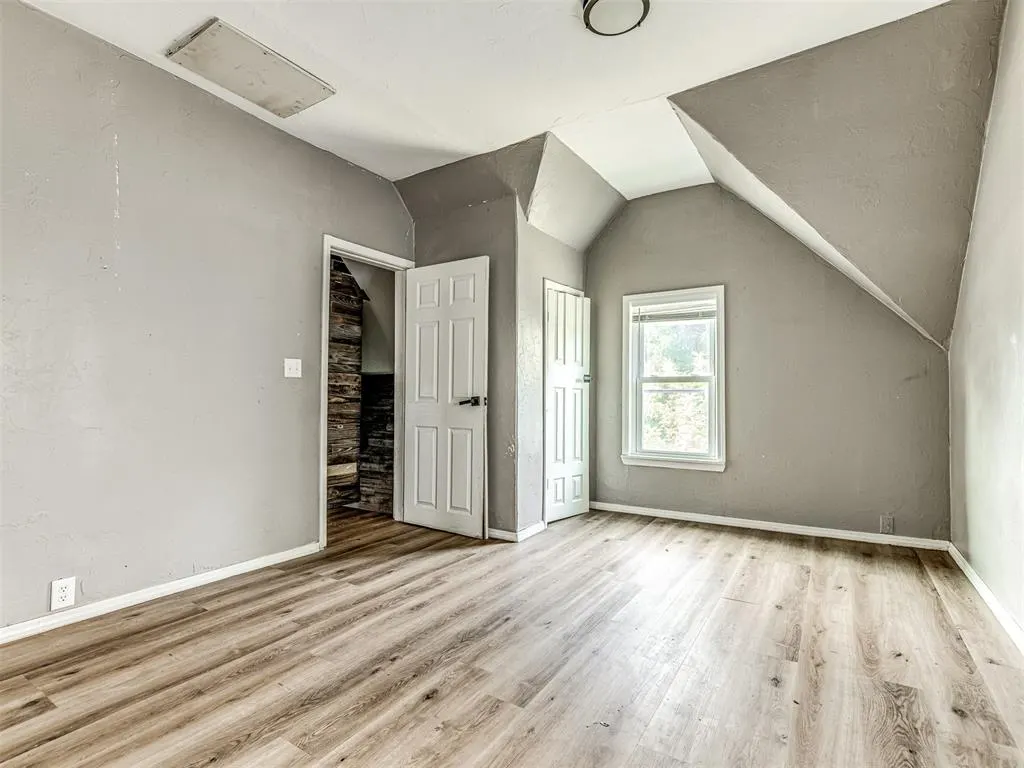 Photo 31 — 827 W Bdwy Avenue, McLoud, OK 74851
