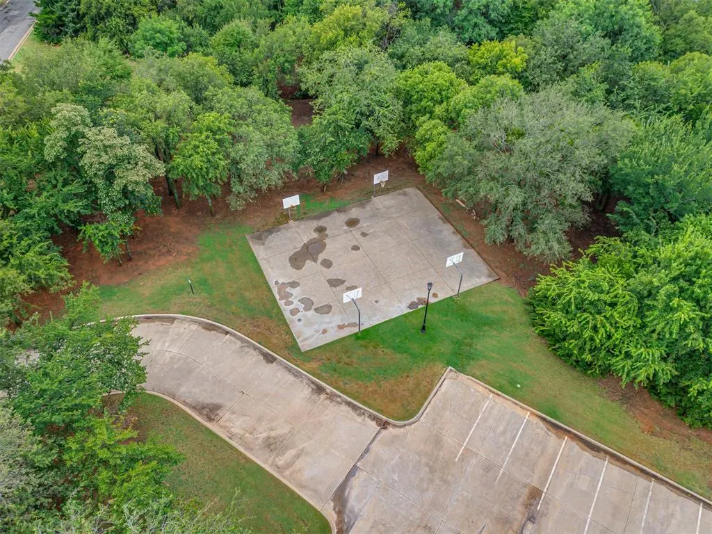 Photo 41 — 2825 Park Hollow Lane, Edmond, OK 73003