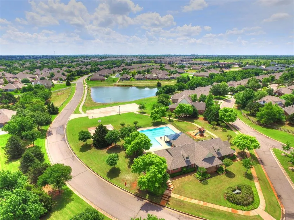 Photo 42 — 2825 Park Hollow Lane, Edmond, OK 73003