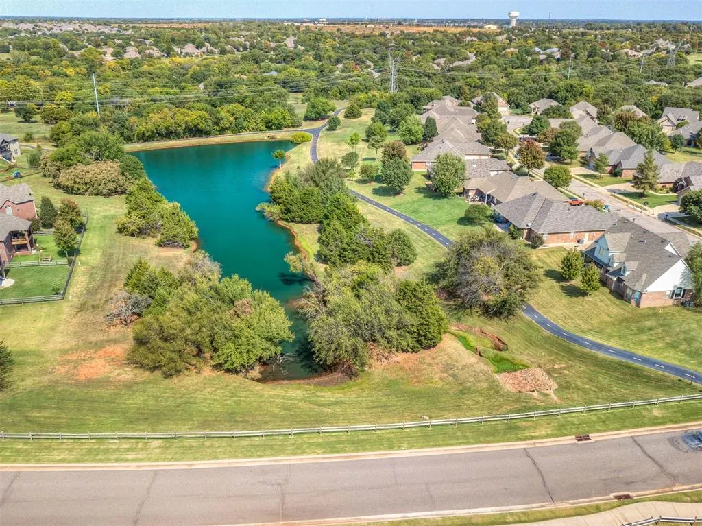 Photo 49 — 2825 Park Hollow Lane, Edmond, OK 73003