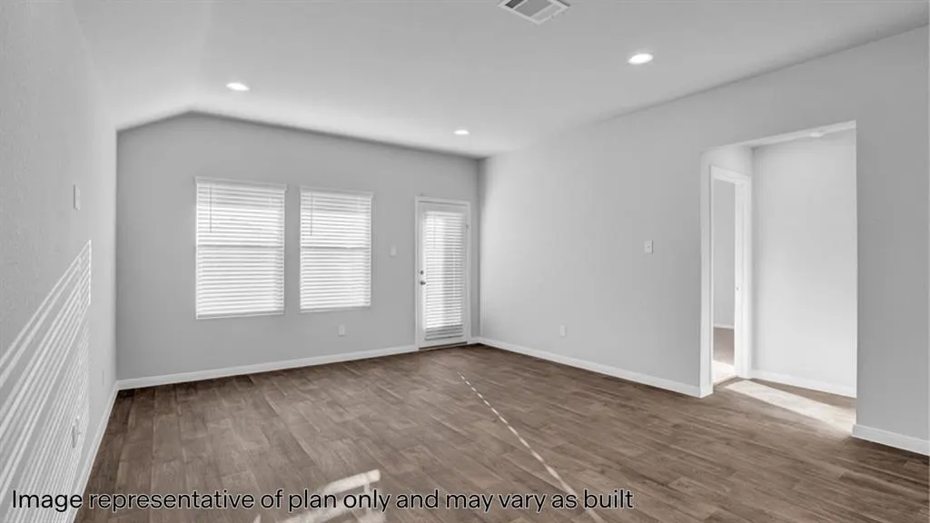 Photo 9 — 628 NE 107th Street, Oklahoma City, OK 73114