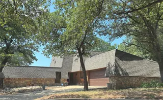 Sold home at 3112 Shady Lane Drive
