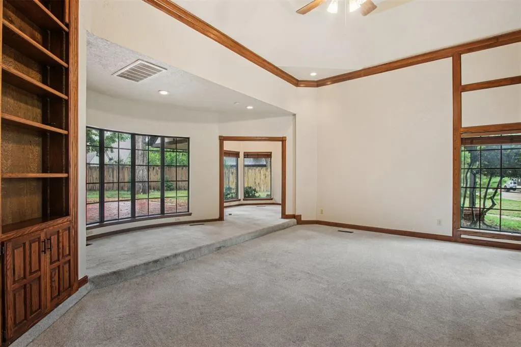 Photo 7 — 2821 Castlewood Drive, Norman, OK 73072