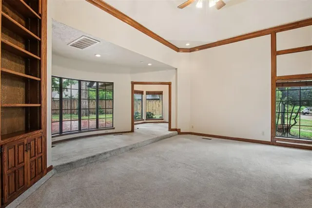 Photo 7 — 2821 Castlewood Drive, Norman, OK 73072