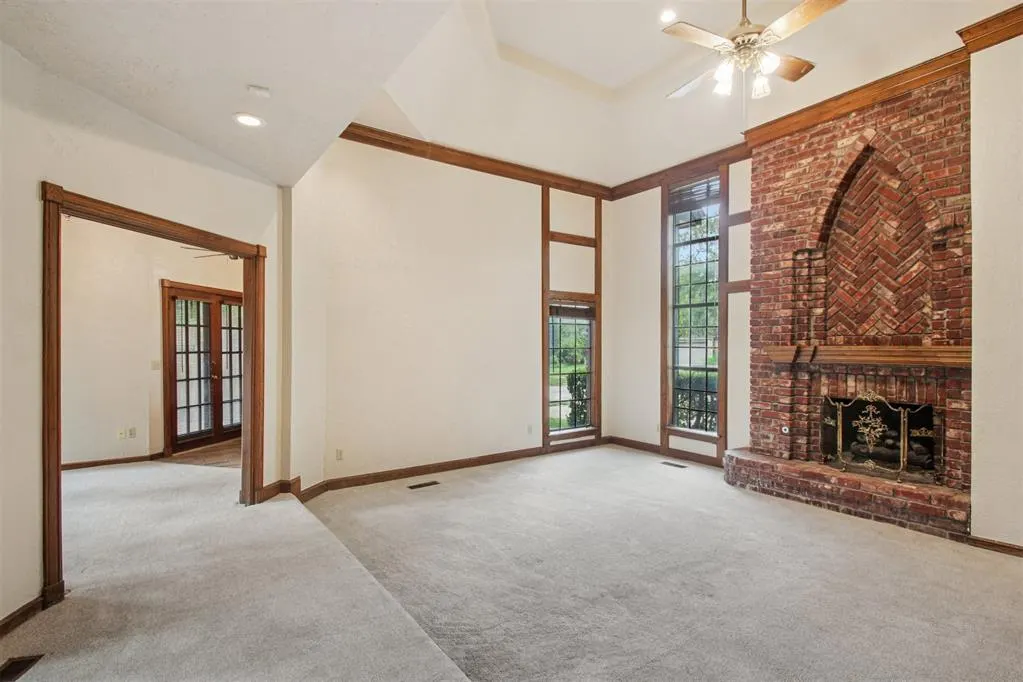 Photo 9 — 2821 Castlewood Drive, Norman, OK 73072
