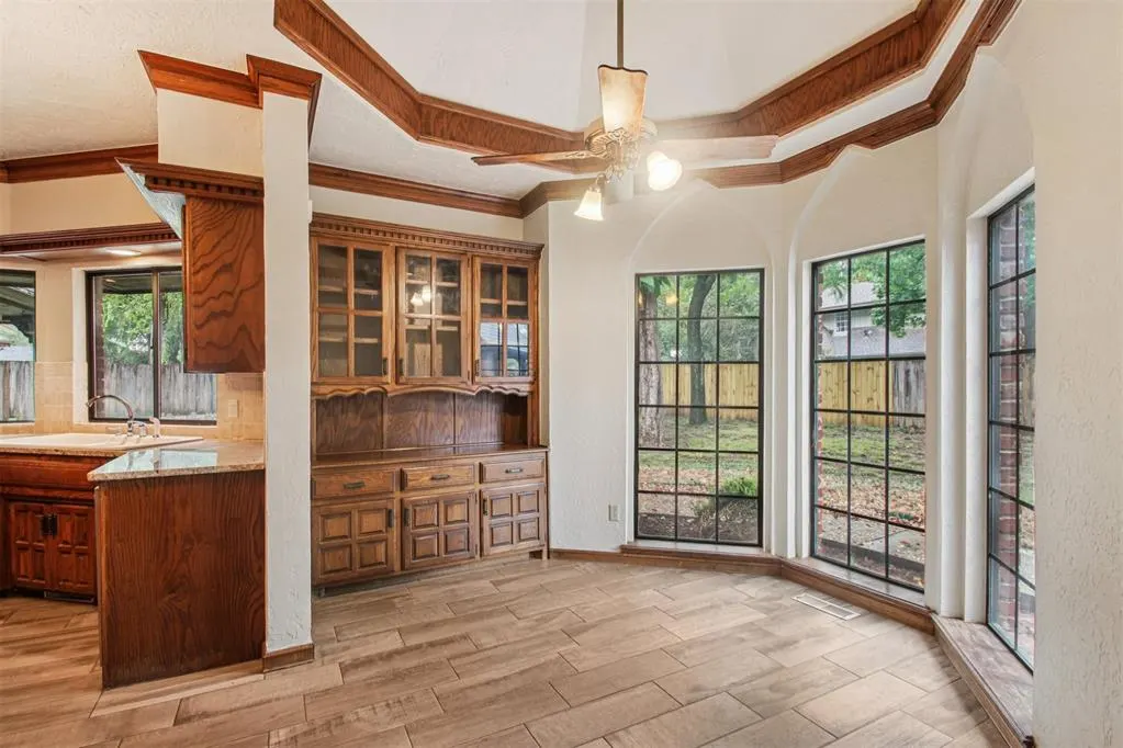 Photo 16 — 2821 Castlewood Drive, Norman, OK 73072