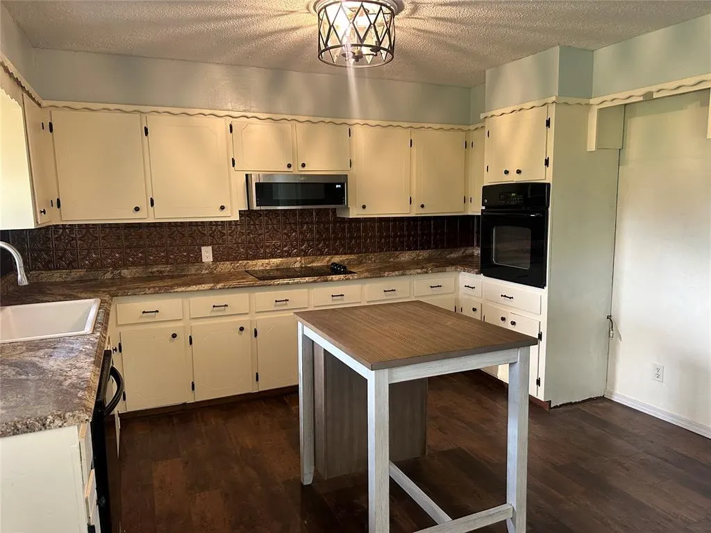 Photo 12 — 15167 N County Road 3260, Pauls Valley, OK 73075