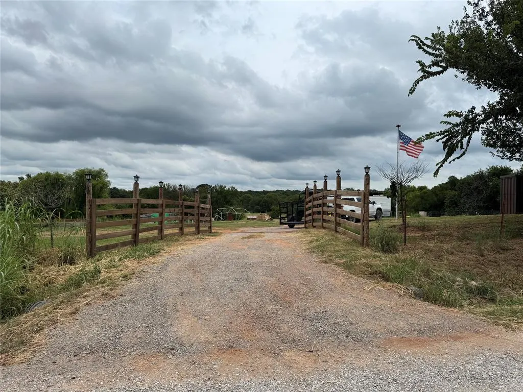 Photo 12 — 0 E 1590 Road, Lindsay, OK 73052