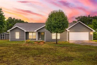 Sold home at 112 Overland Court