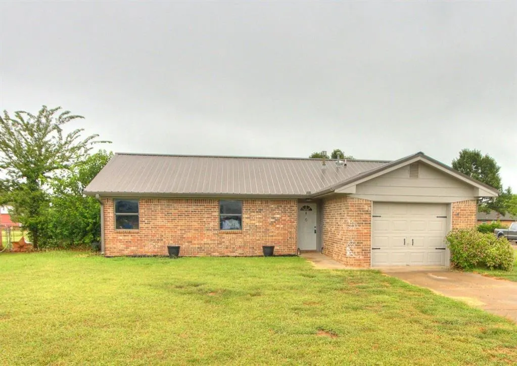 Front exterior — 3400 W Mississippi Avenue, Chickasha, OK 73018