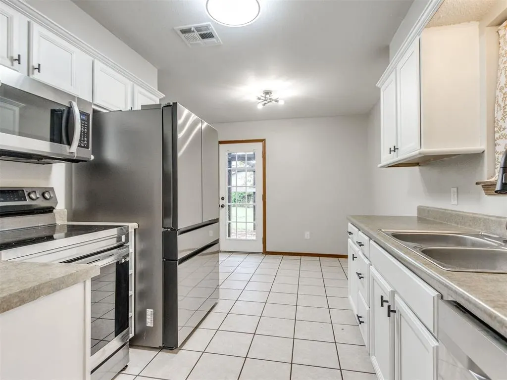 Photo 7 — 3400 W Mississippi Avenue, Chickasha, OK 73018