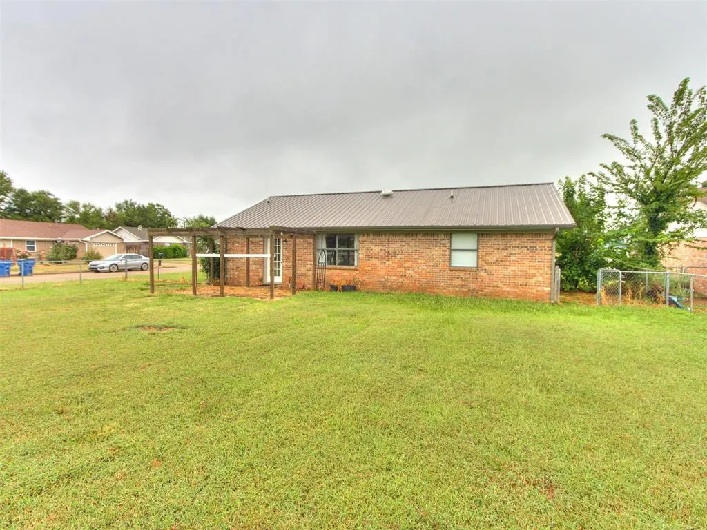 Photo 22 — 3400 W Mississippi Avenue, Chickasha, OK 73018