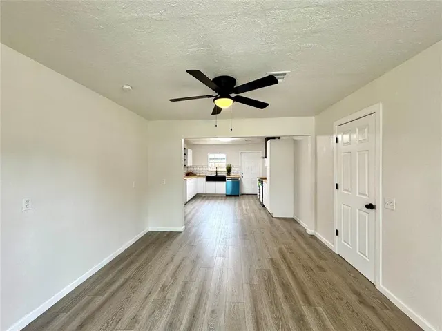 Photo 7 — 2002 S 20th Street, Chickasha, OK 73018