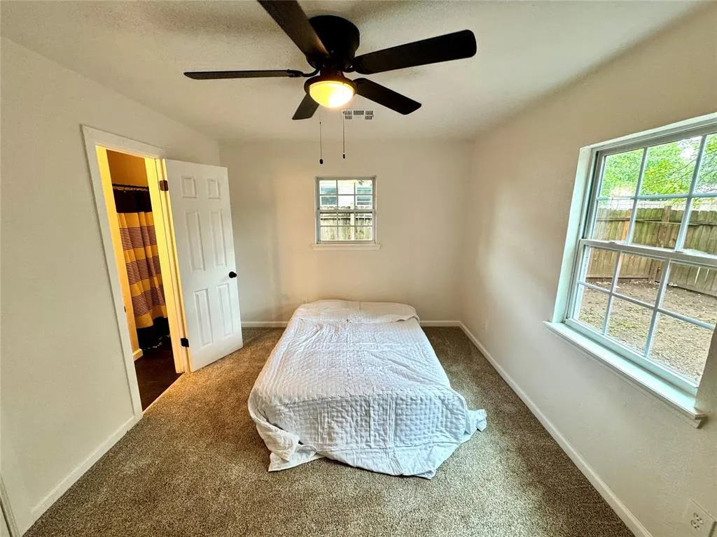 Photo 14 — 2002 S 20th Street, Chickasha, OK 73018