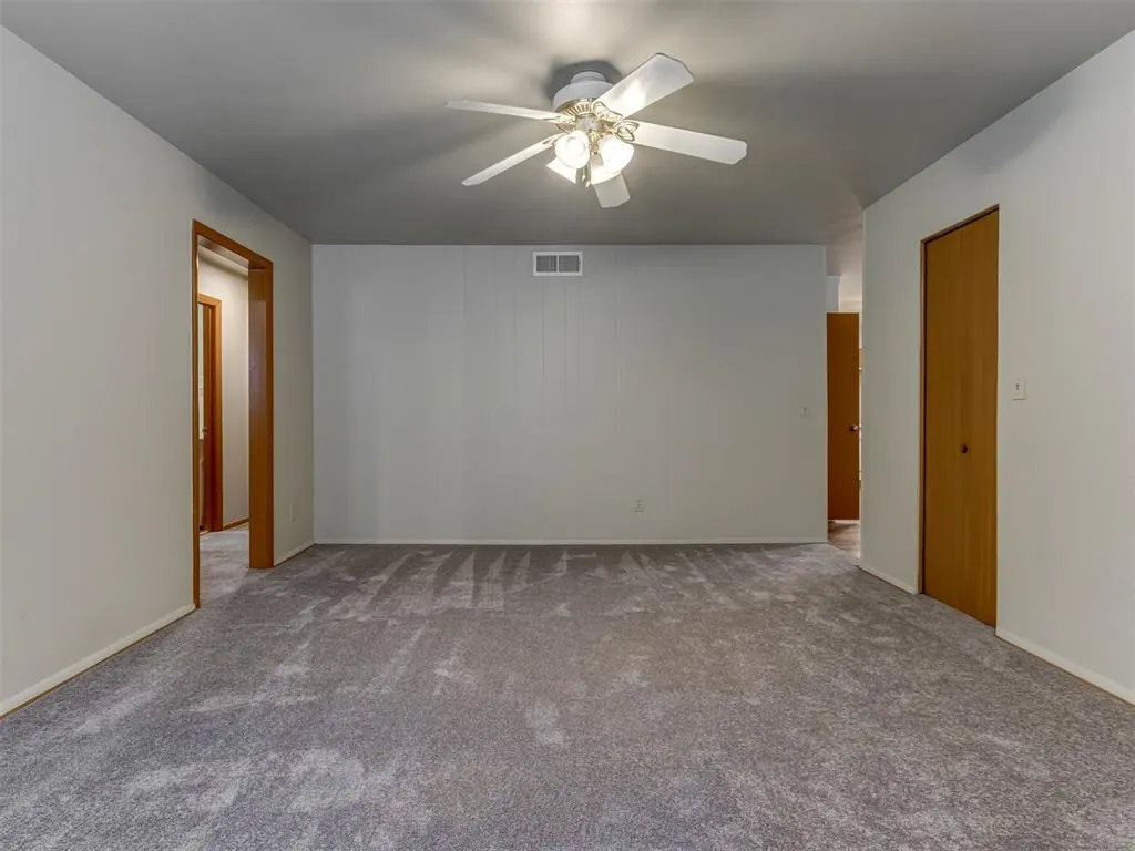 Photo 7 — 1436 NW 99th Street, Oklahoma City, OK 73114