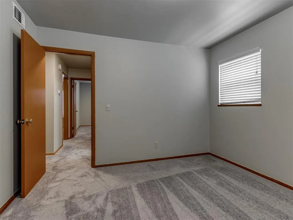 Photo 18 — 1436 NW 99th Street, Oklahoma City, OK 73114