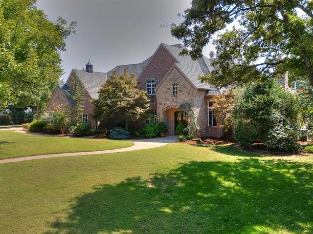 Front exterior — 3820 Old Forest Lane, Oklahoma City, OK 73131