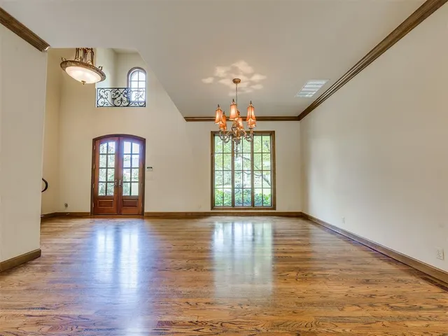 Photo 7 — 3820 Old Forest Lane, Oklahoma City, OK 73131