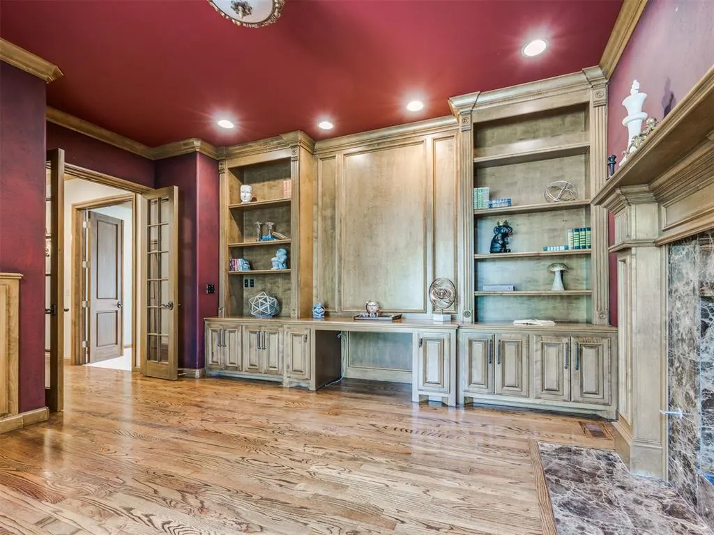 Photo 16 — 3820 Old Forest Lane, Oklahoma City, OK 73131