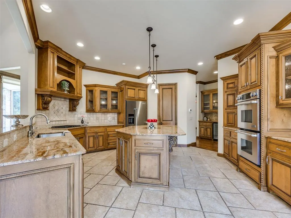 Photo 20 — 3820 Old Forest Lane, Oklahoma City, OK 73131