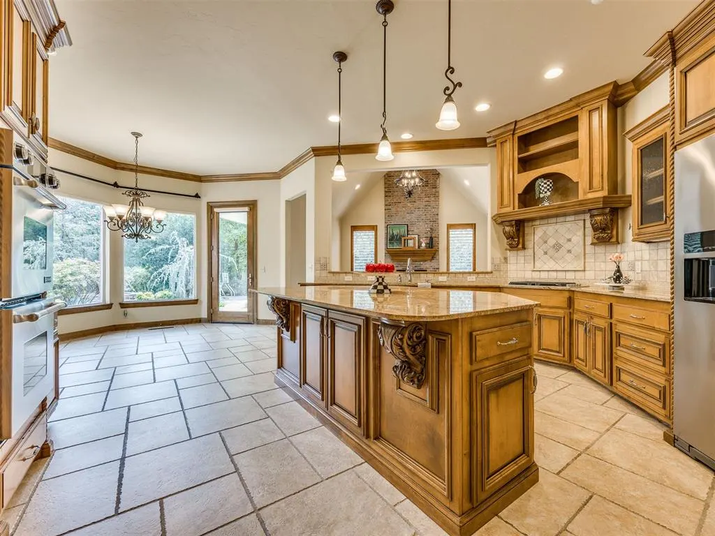 Photo 21 — 3820 Old Forest Lane, Oklahoma City, OK 73131