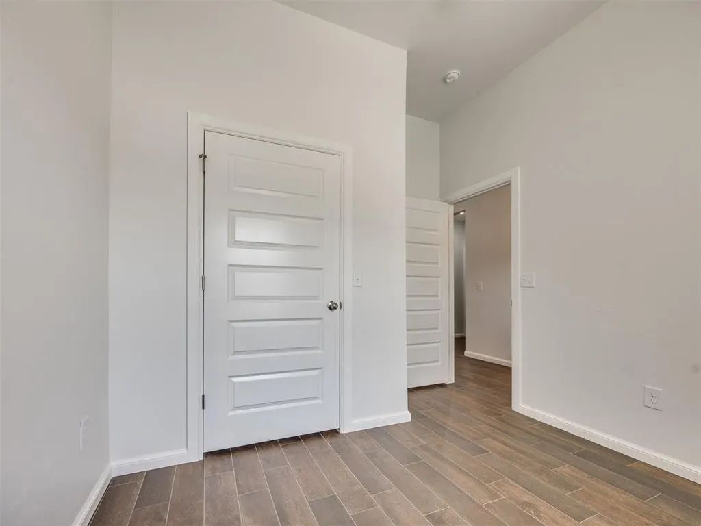 Photo 11 — 3325 Valley Hollow, Norman, OK 73071