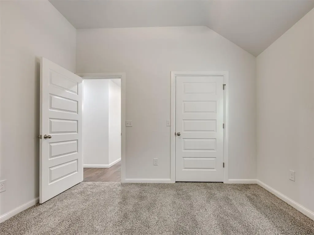 Photo 16 — 3325 Valley Hollow, Norman, OK 73071