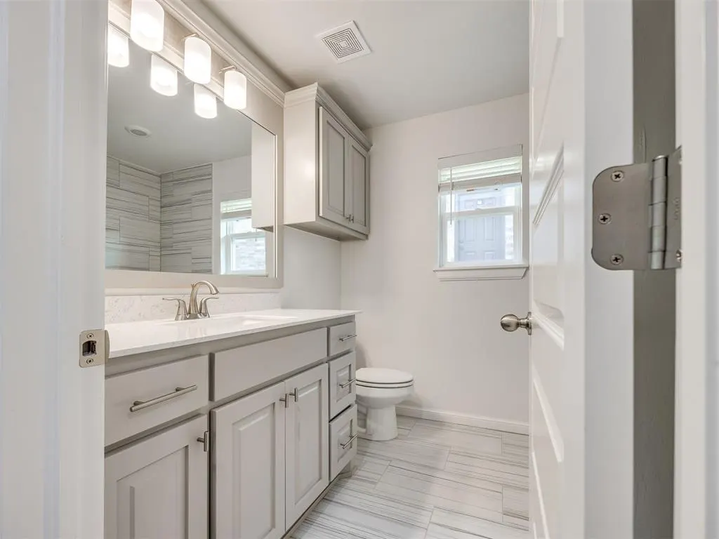 Photo 17 — 3325 Valley Hollow, Norman, OK 73071