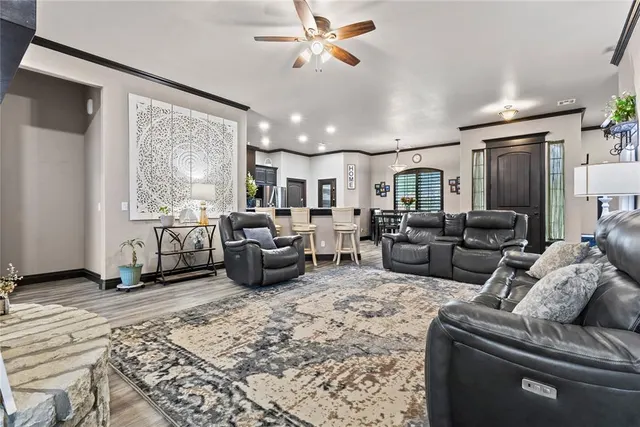 Photo 7 — 1300 Crimson Drive, Weatherford, OK 73096