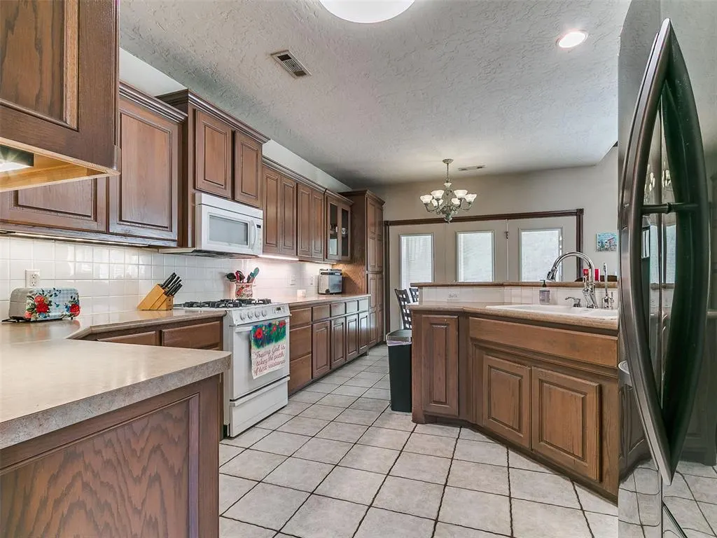 Photo 17 — 4408 S Lilly Valley Street, Shawnee, OK 74804