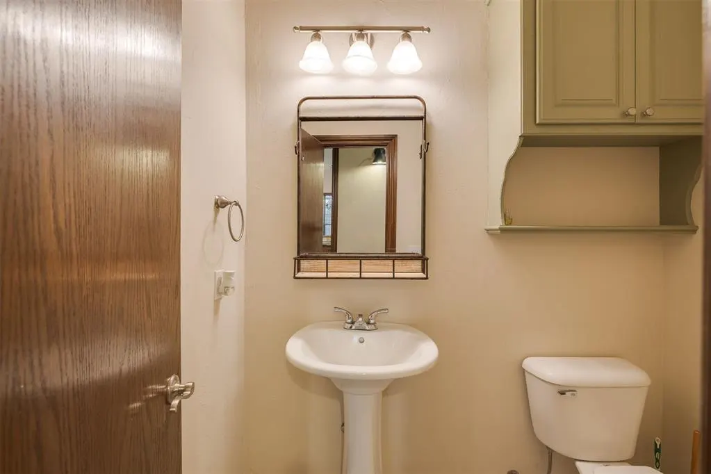 Photo 26 — 245 E Atlanta Terrace, Mustang, OK 73064