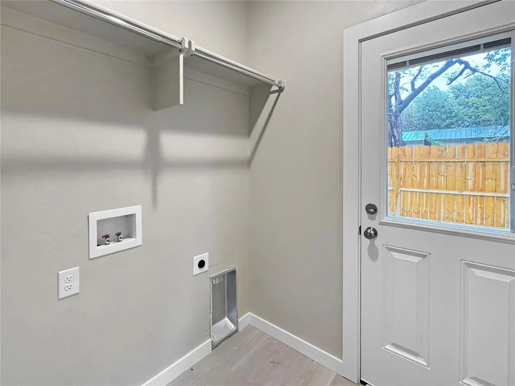 Photo 16 — 320 N Miles Avenue, El Reno, OK 73036